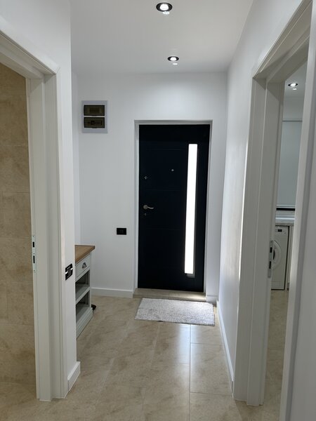 Tunari, Primarie, Complex Paris Residence, 1 Decembrie,