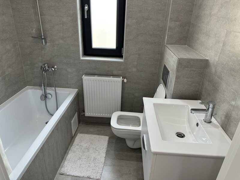 Tunari, Primarie, Complex Paris Residence, 1 Decembrie,