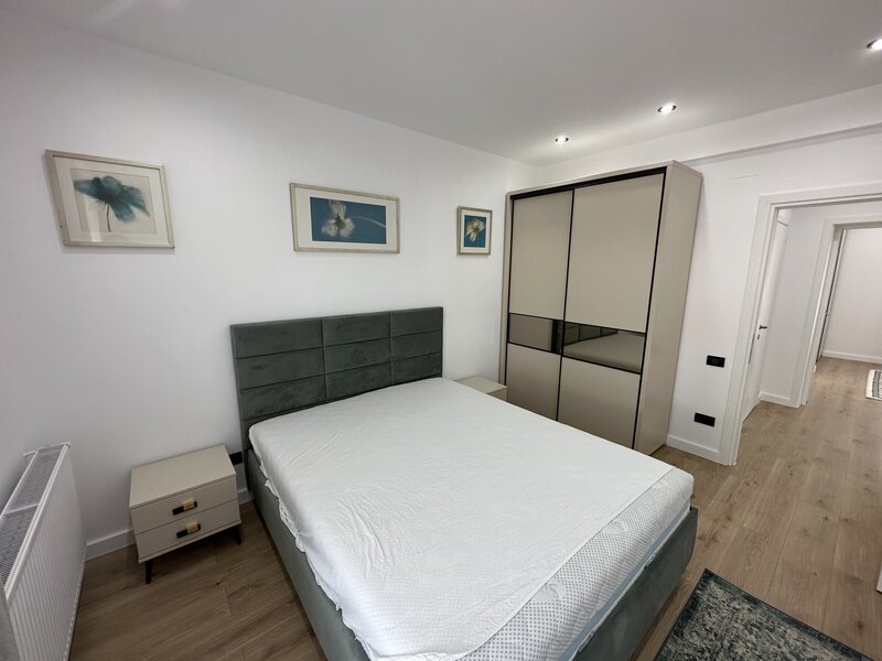 Tunari, Primarie, Complex Paris Residence, 1 Decembrie,